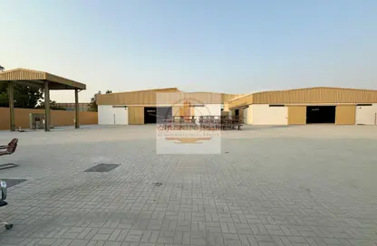مستودع - استوديو - 3 حمامات للايجار في الصجعة الصناعية - الصجعة - الشارقة