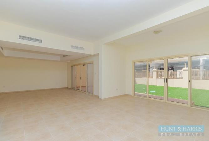 99972932 - Property Image 3