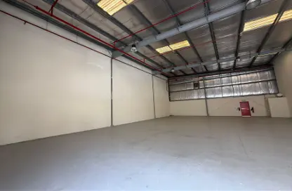 Warehouse - 1 Bedroom for rent in Phase 2 - Dubai Investment Park (DIP) - Dubai