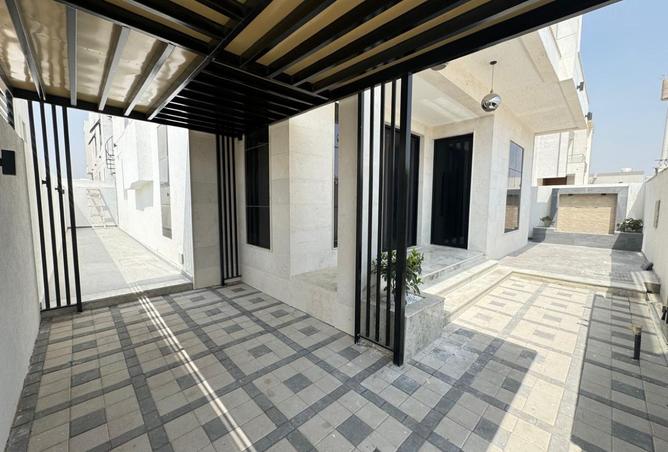 15200801 - Property Image 2