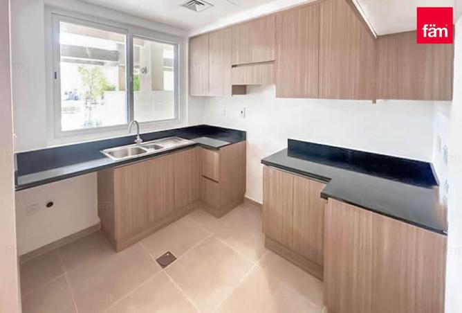 15201109 - Property Image 3