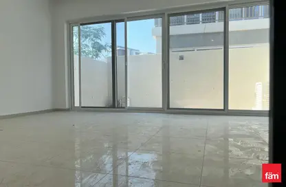 تاون هاوس - 3 غرف نوم - 3 حمامات للبيع في 2 فيكتوريا - فيكتوريا - داماك هيلز 2 - دبي