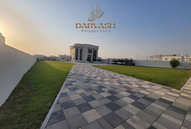 58165343 - Property Main Image