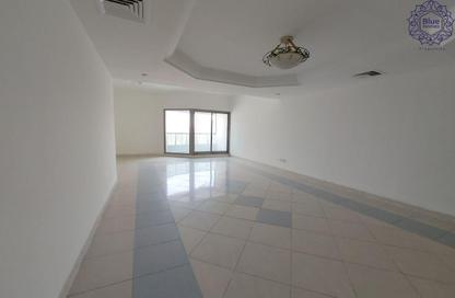 Apartment - 4 Bedrooms - 5 Bathrooms for rent in Saeed Al Alami Building - Al Taawun - Sharjah