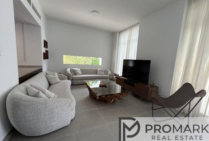 15209111 - Property Image 2