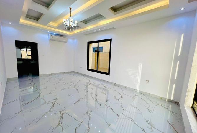 90496240 - Property Image 2
