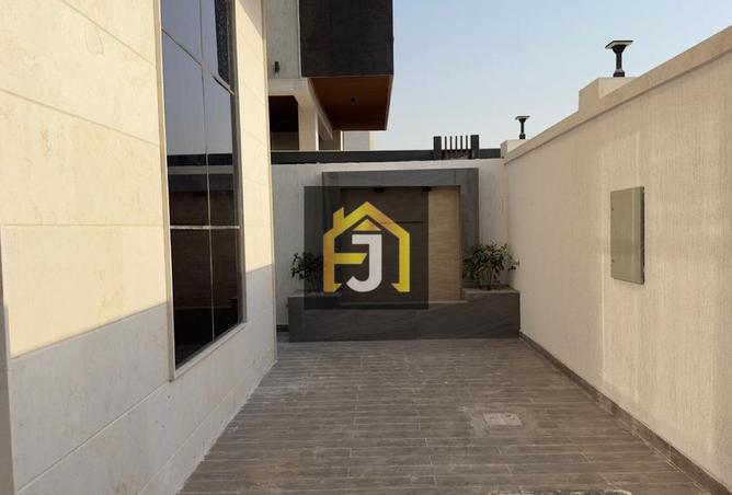 15218494 - Property Image 2