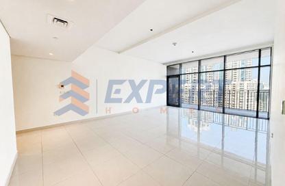 Apartment - 3 Bedrooms - 3 Bathrooms for sale in Boulevard Crescent Tower 1 - BLVD Crescent - Downtown Dubai - Dubai