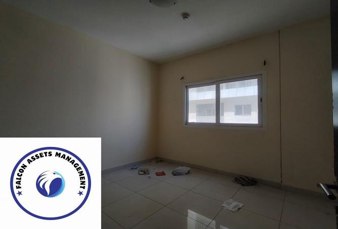 73853228 - Property Image 3