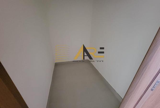 67432844 - Property Main Image