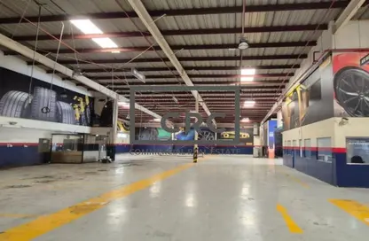 Warehouse - 1 Bedroom for rent in Al Quoz Industrial Area 4 - Al Quoz Industrial Area - Al Quoz - Dubai