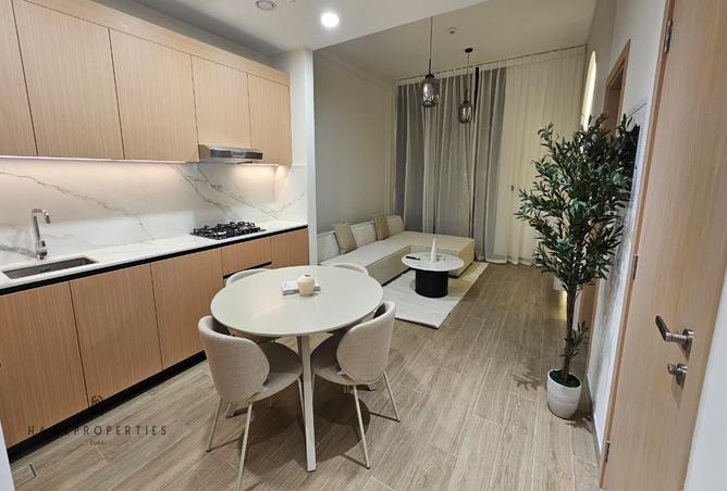 100395943 - Property Image 2