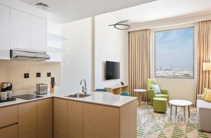 Hotel and Hotel Apartment - 1 Bedroom - 2 Bathrooms for rent in Holiday Inn and Suites Dubai Science Park - Dubai Science Park - Dubai Hotel and Hotel Apartment - 1 Bedroom - 2 Bathrooms for rent in Holiday Inn and Suites Dubai Science Park - Dubai Science Park - Dubai