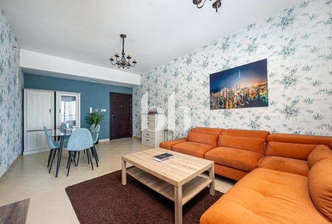 Motivated Seller | Partially upgraded | Rented — photo 2