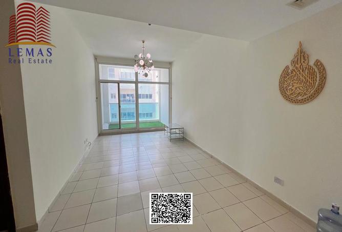 100428000 - Property Image 2
