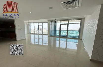 شقة - 2 غرف نوم - 2 حمامات للبيع في مساكن كورنيش عجمان - طريق كورنيش عجمان - عجمان