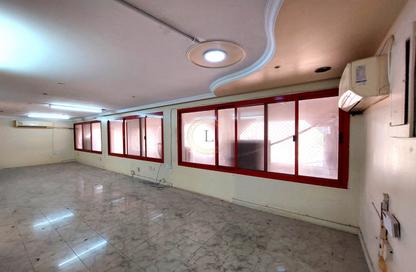 Office Space - Studio - 3 Bathrooms for rent in Aud Al Touba 1 - Central District - Al Ain