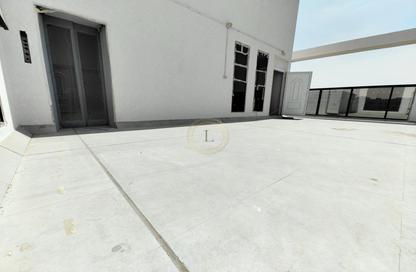 Whole Building - Studio - 2 Bathrooms for rent in Civic Center - Al Jimi - Al Ain