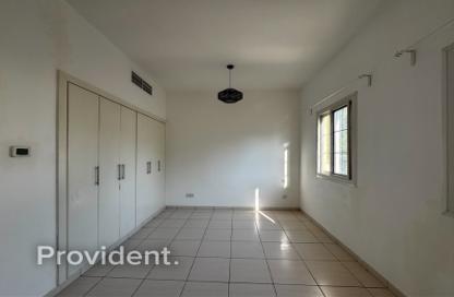 Villa - 2 - 3 for rent in Springs 12 - The Springs - Dubai Villa - 2 - 3 for rent in Springs 12 - The Springs - Dubai