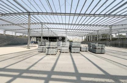 Warehouse - Studio for rent in Phase 1 - Dubai Investment Park (DIP) - Dubai