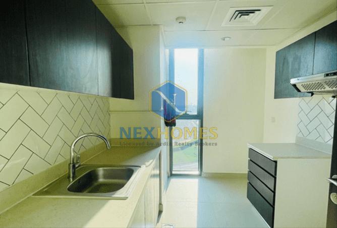 77376932 - Property Image 2