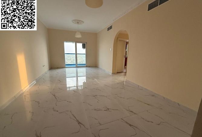 100429654 - Property Image 3