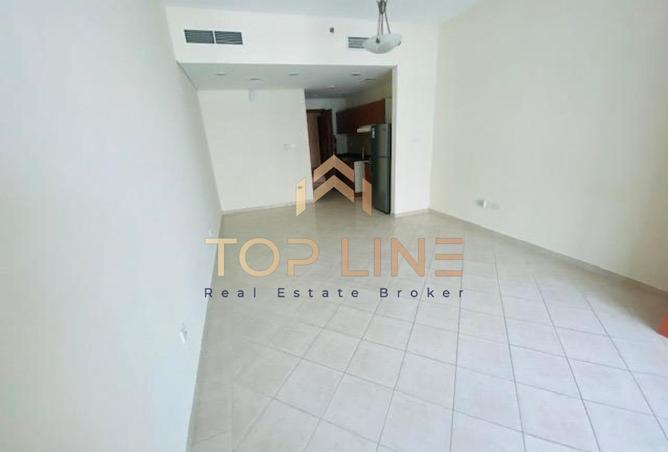 75015893 - Property Image 2