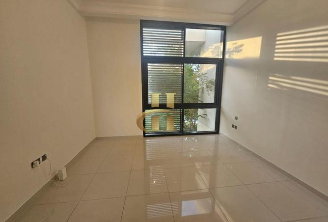 15329689 - Property Image 2