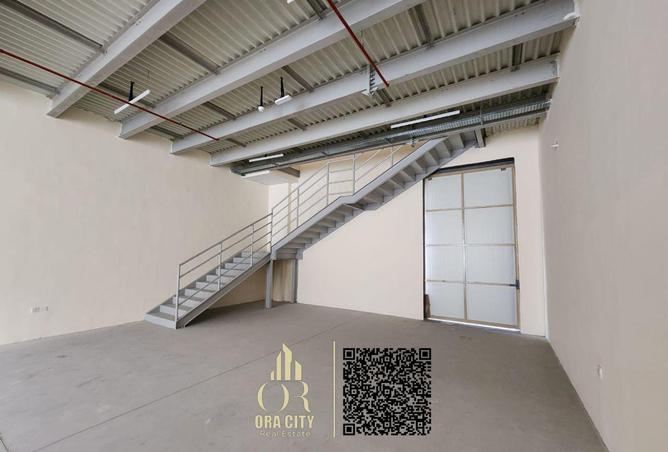 70302853 - صورة العقار 2