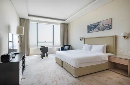 Apartment - Studio - 1 Bathroom for rent in The Palm Tower - Palm Jumeirah - Dubai