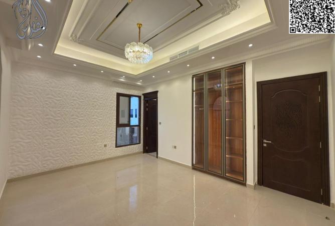 74624677 - Property Image 3