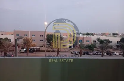 شقة - 3 غرف نوم - 3 حمامات للايجار في برج 11 - الريف داون تاون - الريف - أبوظبي