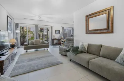 Townhouse - 3 Bedrooms - 4 Bathrooms for rent in Nakheel Townhouses - District 12 - Jumeirah Village Circle - Dubai