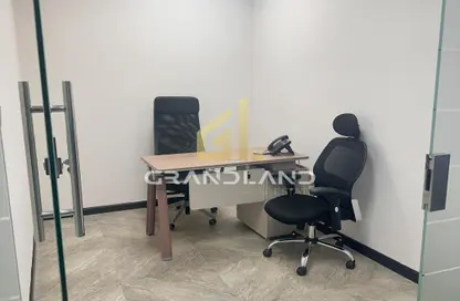 مركز أعمال - استوديو للايجار في برج أوبال - الخليج التجاري - دبي