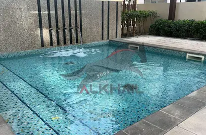 شقة - 1 حمام للبيع في زهور 3 - الزاهية - تجارية مويلح - الشارقة