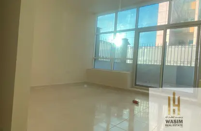 شقة - غرفة نوم - 2 حمامات للبيع في أورينت تاور 1 - أورينت تاور - البستان - عجمان