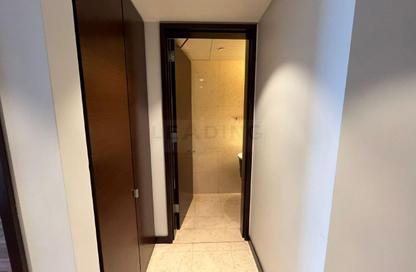 Apartment - 1 Bedroom - 2 Bathrooms for rent in Burj Khalifa - Burj Khalifa Area - Downtown Dubai - Dubai