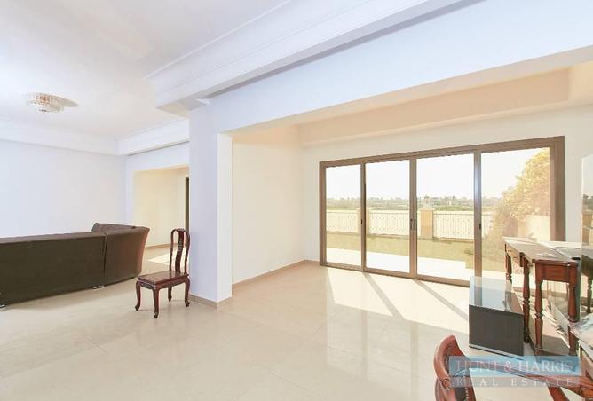 74622404 - Property Image 2