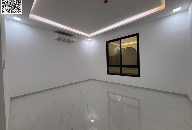 15415000 - Property Image 3