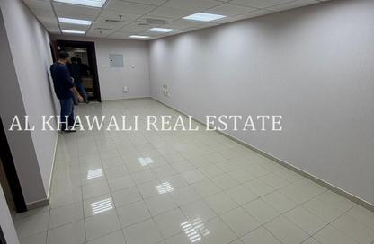 Office Space - 2 Bedrooms - 1 Bathroom for rent in Al Fardan Centre - Al Majaz 3 - Al Majaz - Sharjah