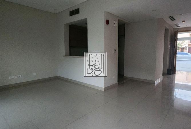 15420339 - Property Image 2