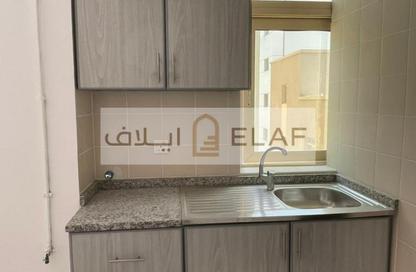 عمارة بالكامل - 8 غرف نوم - 8 حمامات للبيع في الغوير - الغرب - الشارقة عمارة بالكامل - 8 غرف نوم - 8 حمامات للبيع في الغوير - الغرب - الشارقة