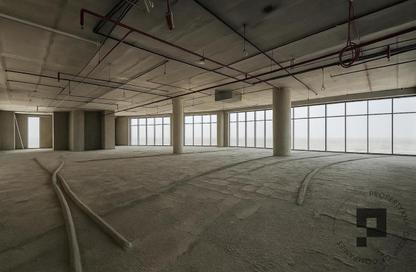 Retail - Studio for rent in Crystal Plaza - Al Majaz 1 - Al Majaz - Sharjah
