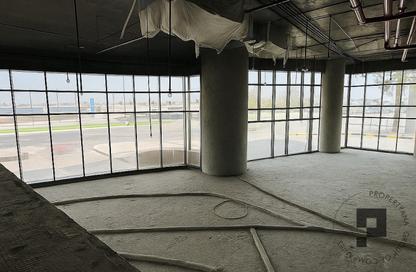 Retail - Studio for rent in Crystal Plaza - Al Majaz 1 - Al Majaz - Sharjah