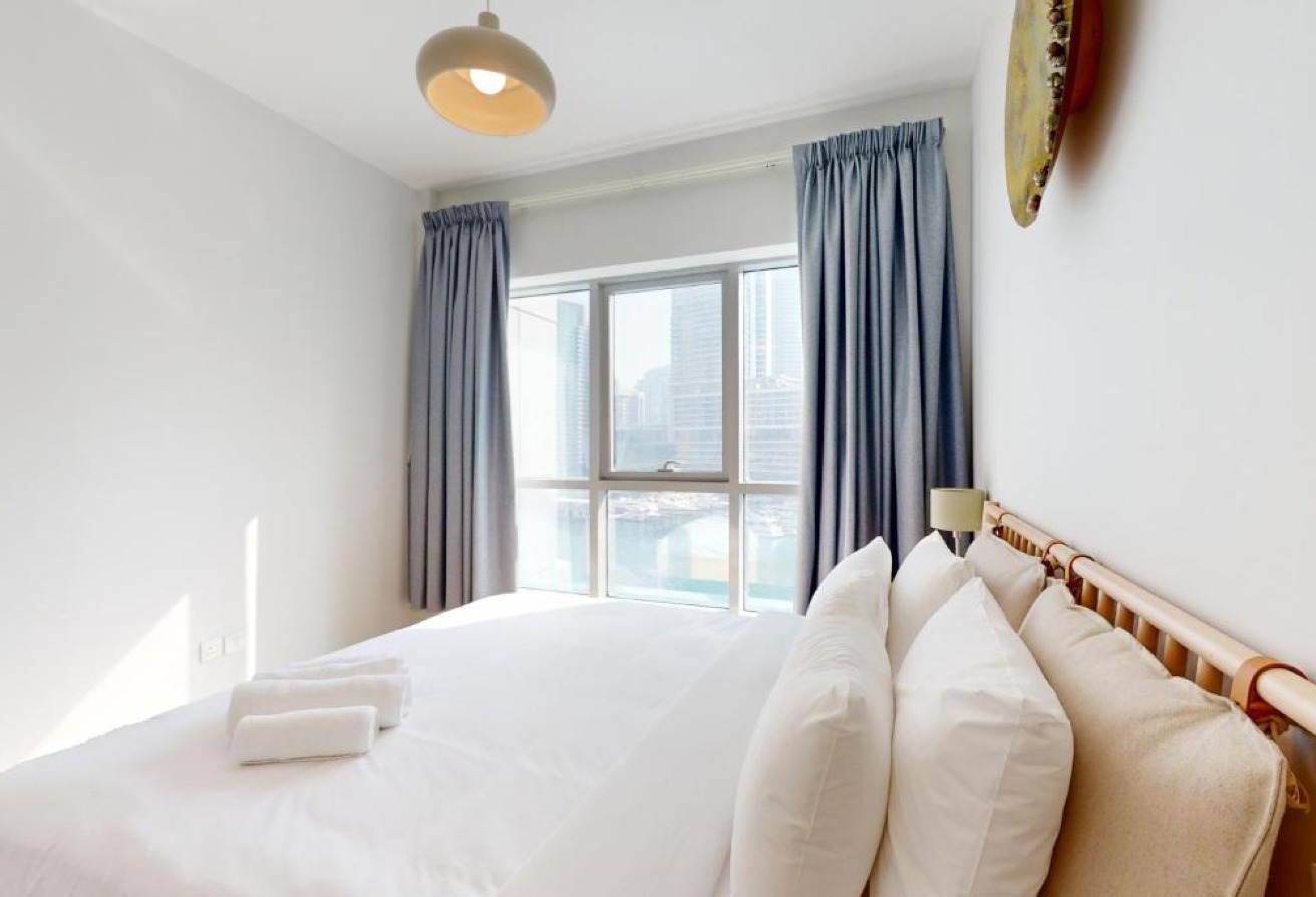 Fully Furnished | Stunning Marina View 3