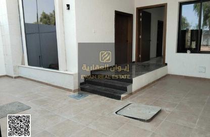 Townhouse - 4 Bedrooms - 6 Bathrooms for sale in Al Yasmeen 1 - Al Yasmeen - Ajman