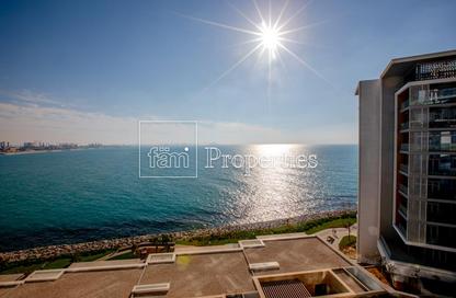 Apartment - 2 Bedrooms - 3 Bathrooms for sale in Apartment Building 3 - Bluewaters Residences - Bluewaters - Dubai