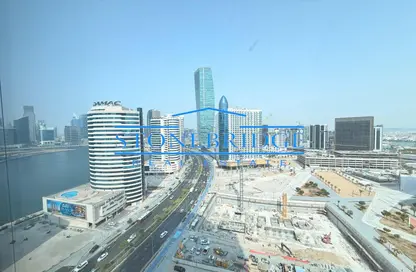 شقة - 2 غرف نوم - 2 حمامات للايجار في برج المستقبل - الخليج التجاري - دبي