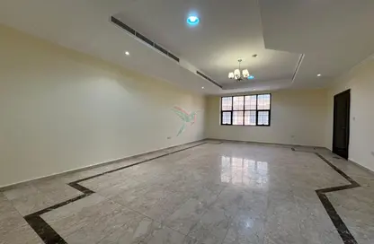 فيلا - 5 غرف نوم - 5 حمامات للايجار في الغيل - المطارد - العين