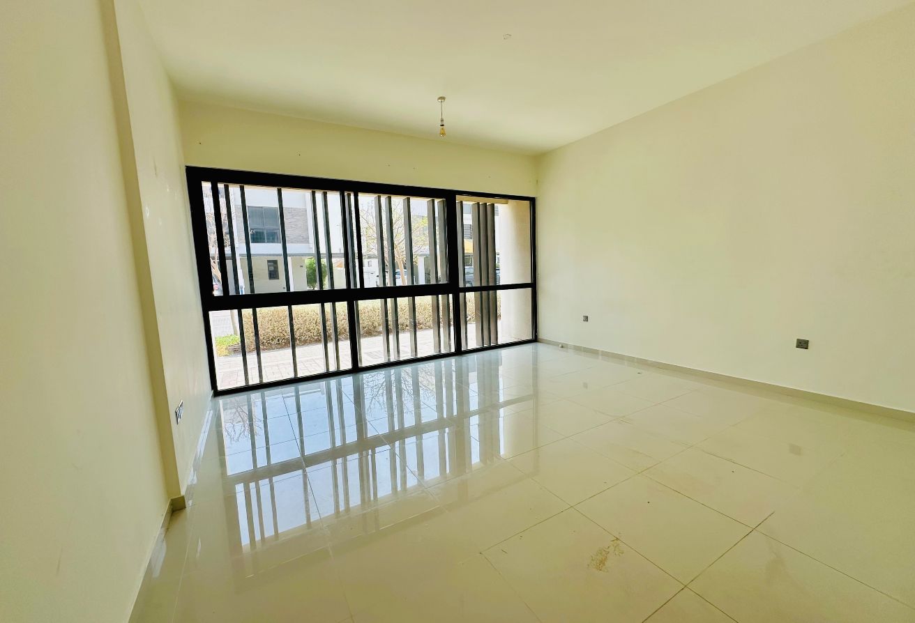 6 + Maids | Spacious Layout | Excellent Condition 5